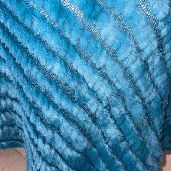 Black Rivet Womens Poncho One Size Blue Wool Rabbit Fur Knit Pullover - Picture 7 of 11